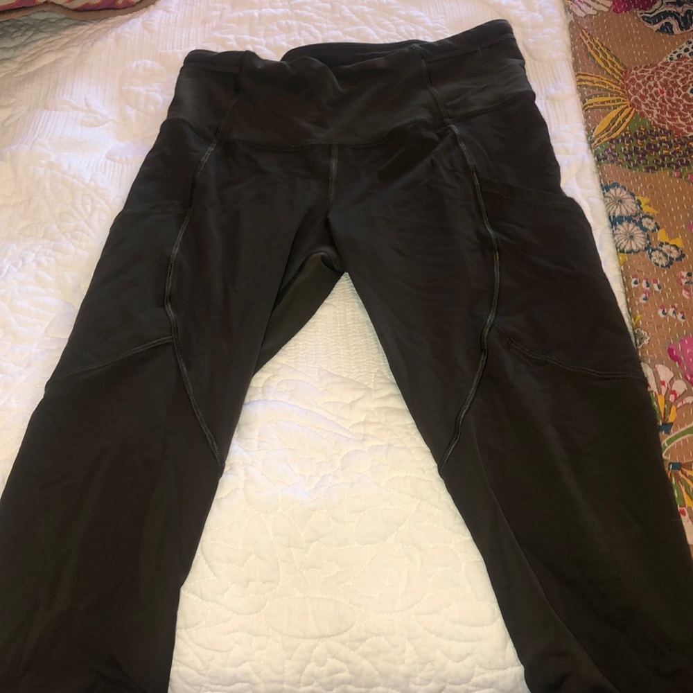 Lululemon Capri tights